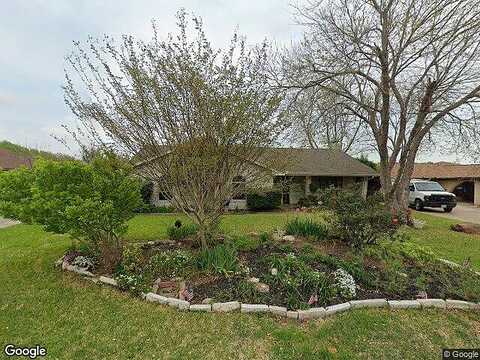 Gingerbread, WAXAHACHIE, TX 75165