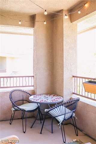 Duckhorn Ct, Las Vegas, NV 89144
