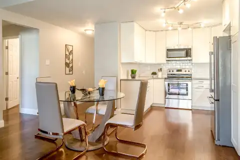 S Clinton St, Denver, CO 80247