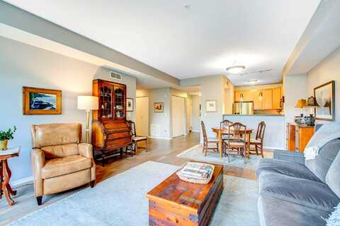 N 2Nd St, Minneapolis, MN 55401