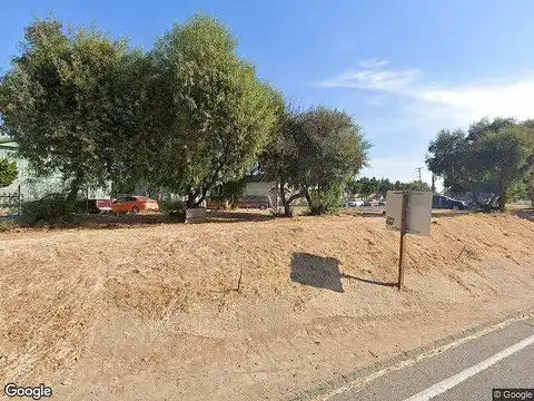 N Thesta St, Fresno, CA 93726