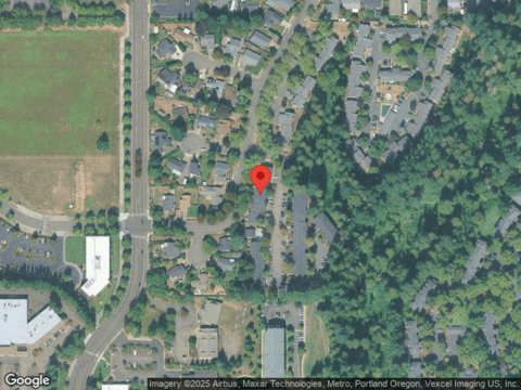 Sw Courtside Dr, Wilsonville, OR 97070