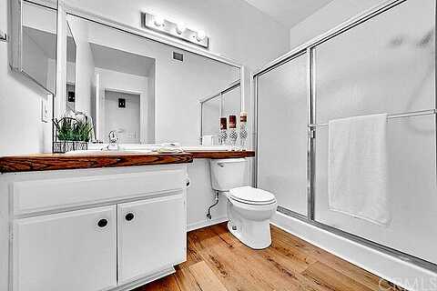 Clark Ave, Long Beach, CA 90815