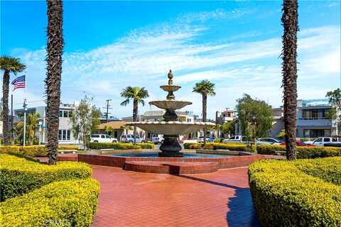 Ravenna Dr, Long Beach, CA 90803
