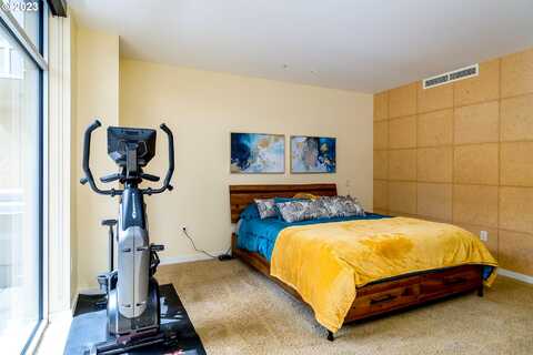 Sw Pennoyer St, Portland, OR 97239