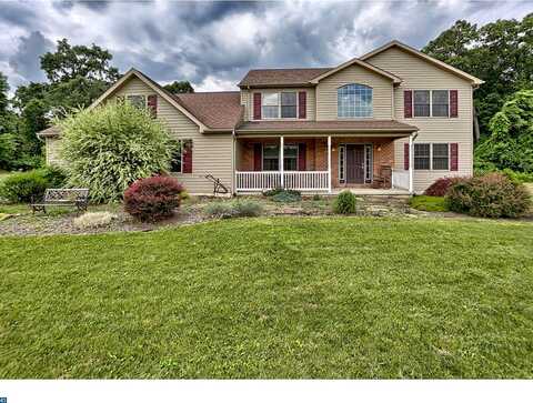 Lake Rd, Fleetwood, PA 19522