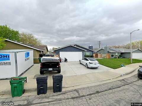 Leslie, LANCASTER, CA 93535