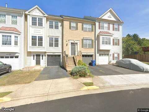 Paget, ASHBURN, VA 20147
