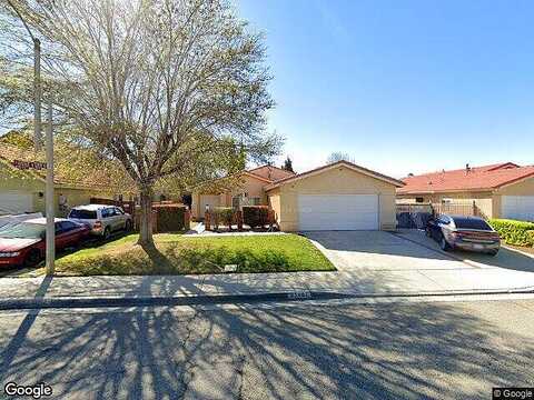 Nicole, LANCASTER, CA 93535