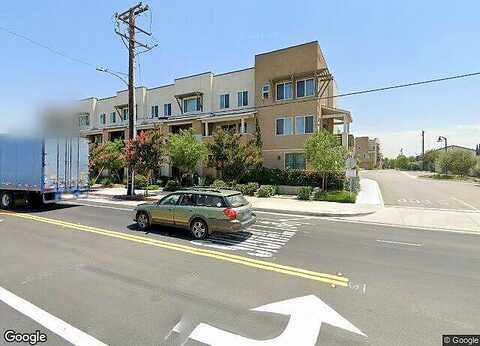 Lily, EL MONTE, CA 91733