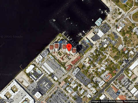 1St, FORT MYERS, FL 33901