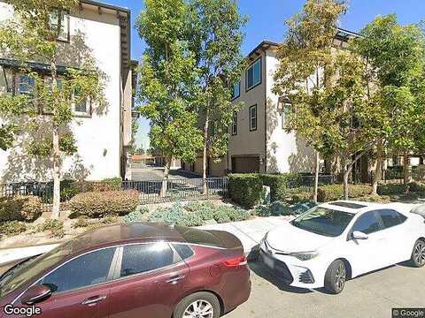 Clementine, FULLERTON, CA 92833