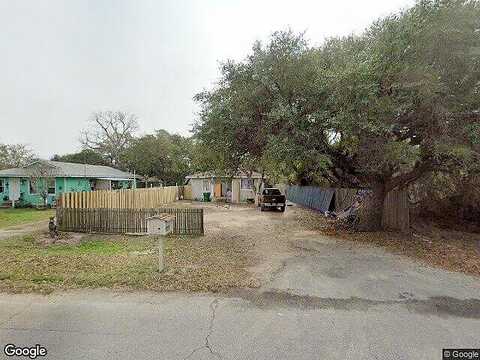 8Th, ARANSAS PASS, TX 78336