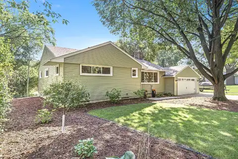 11Th, SAINT PAUL, MN 55112