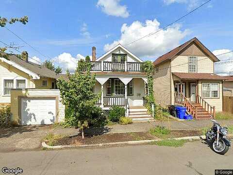 Jq Adams, OREGON CITY, OR 97045