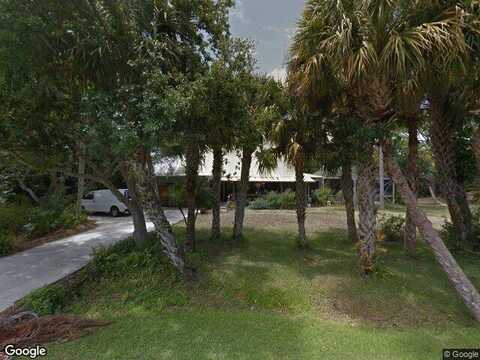 Spruce, FORT PIERCE, FL 34982