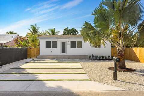 134Th, OPA LOCKA, FL 33054