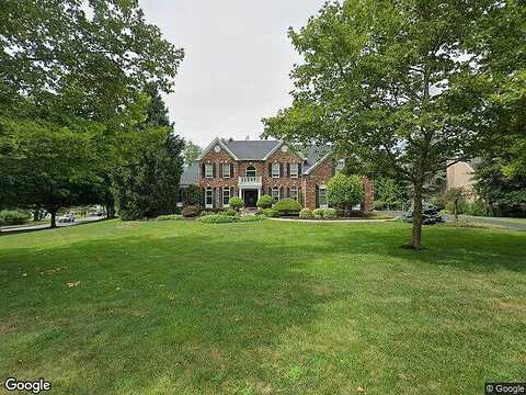 Heather, NEWTOWN SQUARE, PA 19073