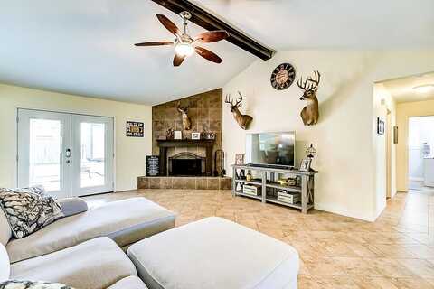 Circle, BRIDGE CITY, TX 77611