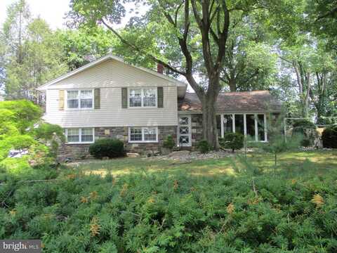 Chapel Hill, HUNTINGDON VALLEY, PA 19006