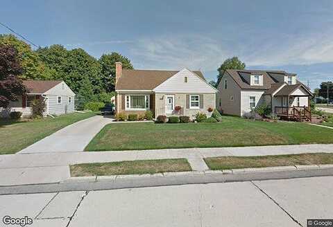 Russell, MANITOWOC, WI 54220