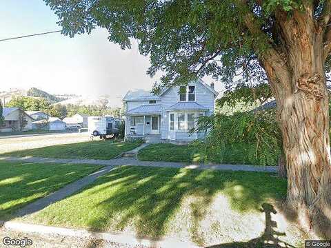 1St, LA GRANDE, OR 97850
