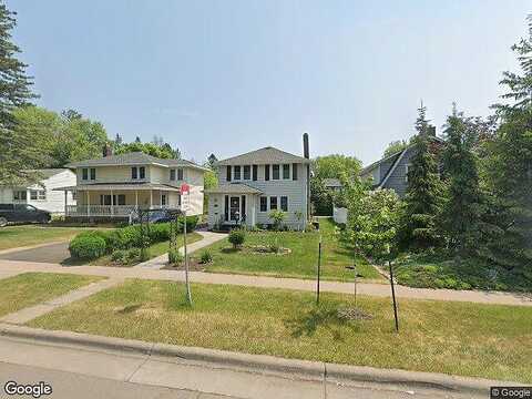 Wallace, DULUTH, MN 55803