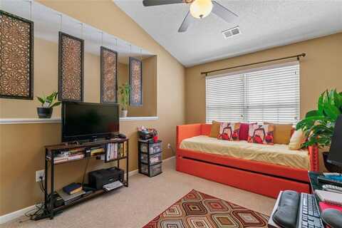 Lossie, MCDONOUGH, GA 30253