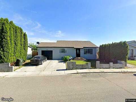 Deangela, GRANDVIEW, WA 98930