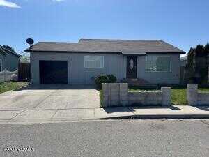 Deangela, GRANDVIEW, WA 98930