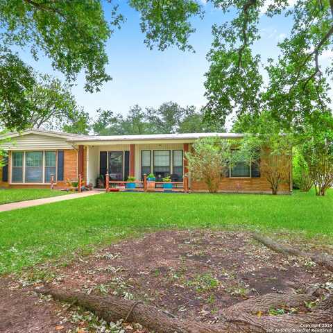 Bismark, SEGUIN, TX 78155