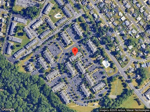 Lauren, LEVITTOWN, PA 19057