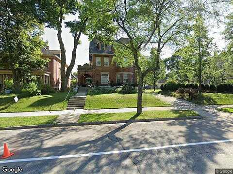 Highland, MILWAUKEE, WI 53208