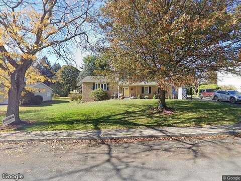 Linn, CARLISLE, PA 17013