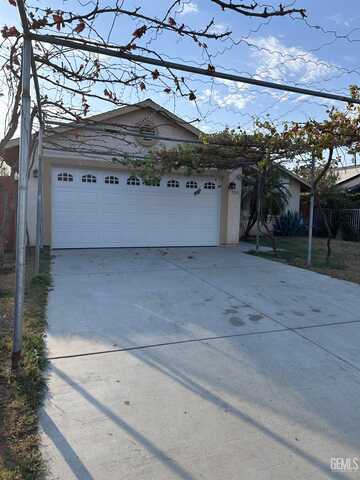Tyree Toliver, BAKERSFIELD, CA 93307