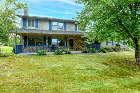 Royal Hill, BURLINGTON, WI 53105