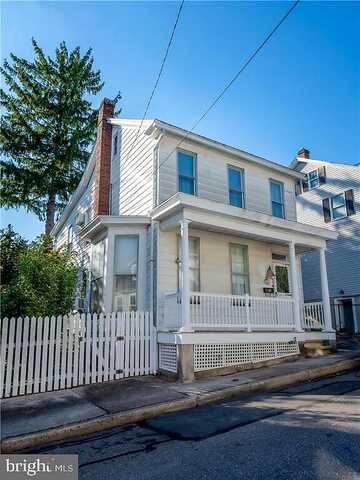 Gay, TAMAQUA, PA 18252
