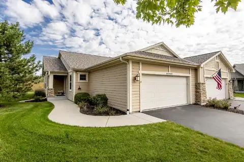 Honeysuckle, MUSKEGO, WI 53150