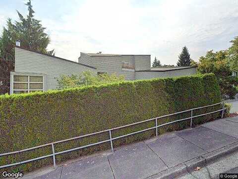 97Th, BELLEVUE, WA 98004