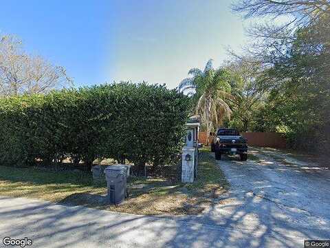 King, WINTER HAVEN, FL 33880