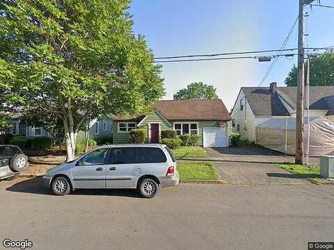 10Th, MCMINNVILLE, OR 97128
