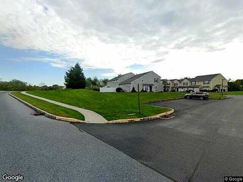Martin, HUMMELSTOWN, PA 17036