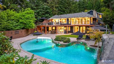 34Th, BELLEVUE, WA 98008