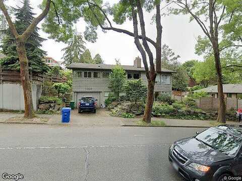 35Th, SEATTLE, WA 98125