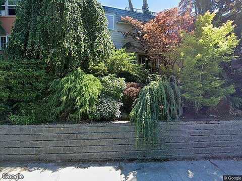 6Th, KIRKLAND, WA 98033