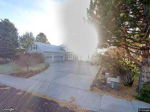 35Th, REDMOND, OR 97756