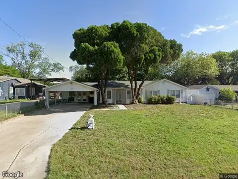 Victoria, AZLE, TX 76020