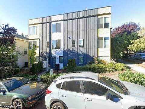 Spruce, SEATTLE, WA 98122
