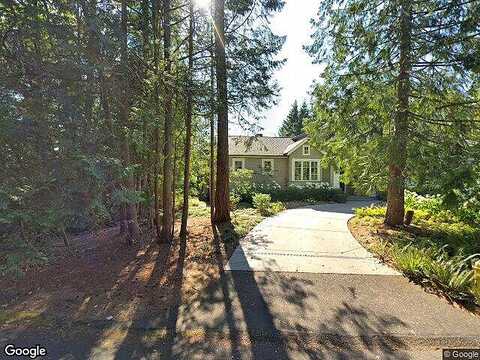 Cedar Crest, BELLEVUE, WA 98004