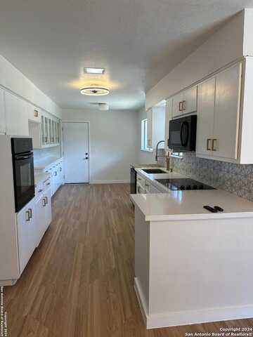 Birdwood, CORPUS CHRISTI, TX 78410